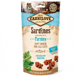 CARNILOVE Semi-Moist Snack Sardines & Parsley - Pochoutka pro kočky se sardinkami a petrželí - 50 g 