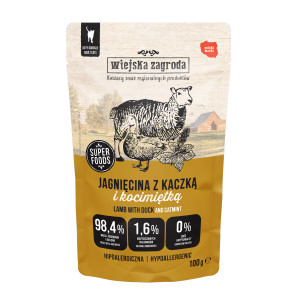 WIEJSKA ZAGRODA Jehněčí s kachnou a šantou kočičí – mokré krmivo pro kočky – 100g