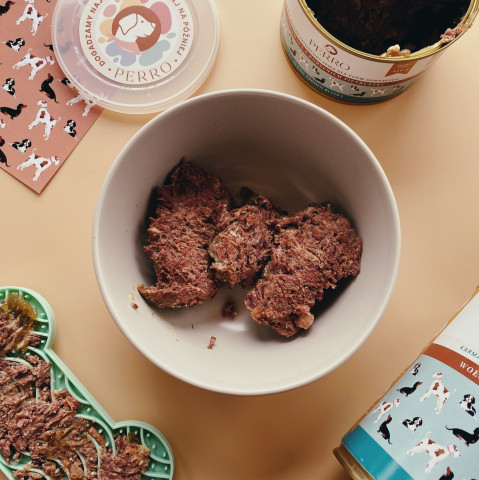 PERRO Beef with parsley root - mokré krmivo pro psy - 410g - Fotogalerie 2